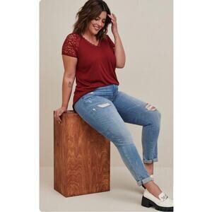 Torrid Women's Top Size 0 (L-12) Madder Brown Feather Soft Slub V-Neck Lace Tee